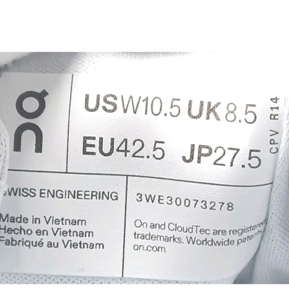 ON Running Cloud X 4 Shoes Women's Size 10.5 Sneakers Silver Chambray - Picture 9 of 9